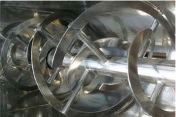 两种不同的风格的带式混合机